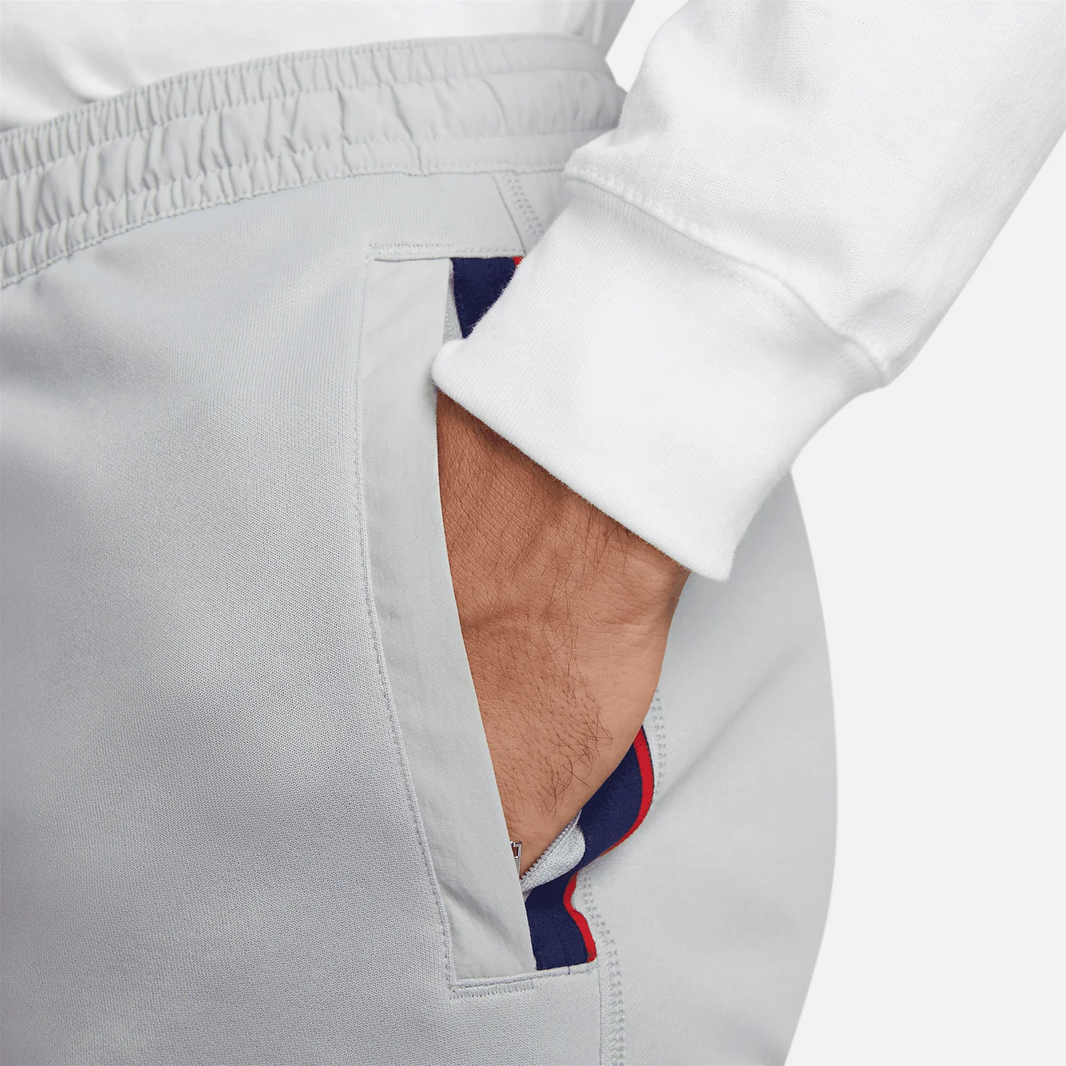 Men's Nike USA Fleece Travel Shorts - Image 4
